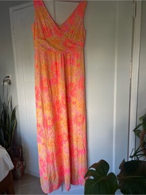 Lilly Pulitzer Sloane Maxi Dress 
Size large